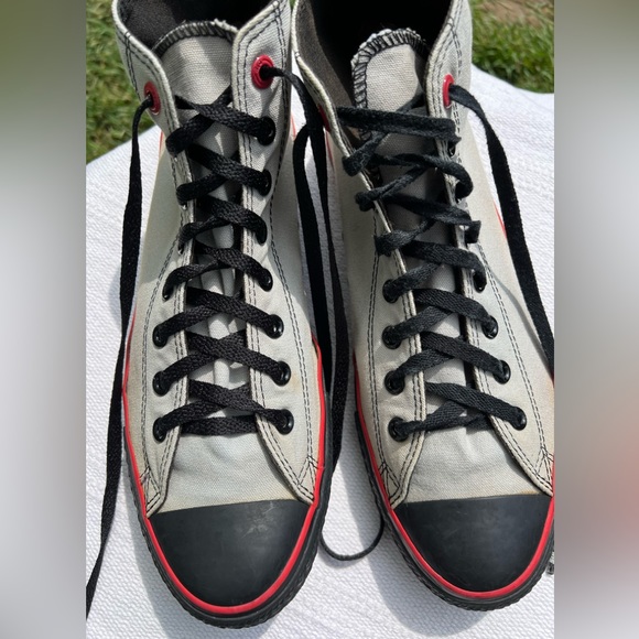 Converse Rare High Top Sneakers Product Red Campaign Men 11.5 Woman 13.5 - Picture 7 of 9